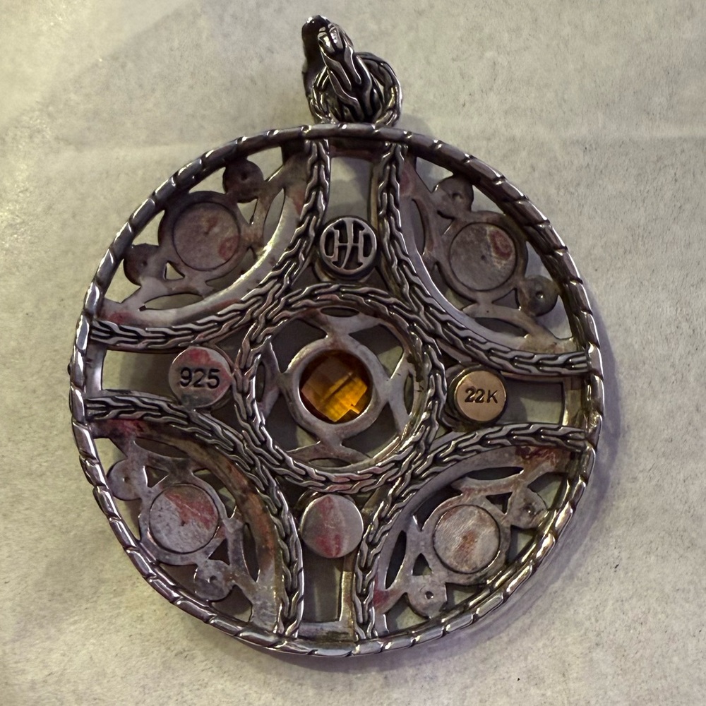 John Hardy Pendant - Picture 3 of 4